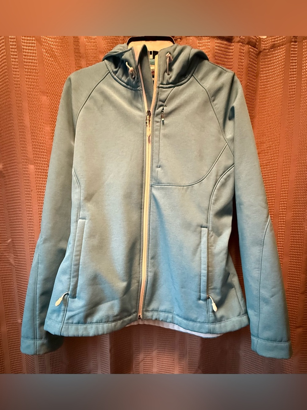 Kirkland Signature Women’s Teal/Aqua Hooded Softshell Zip Jacket Size XL